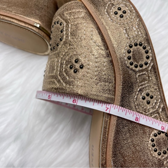 🆕 Donald J Pliner Indie Wedge Sandals - Light Bronze Suede - Picture 11 of 14